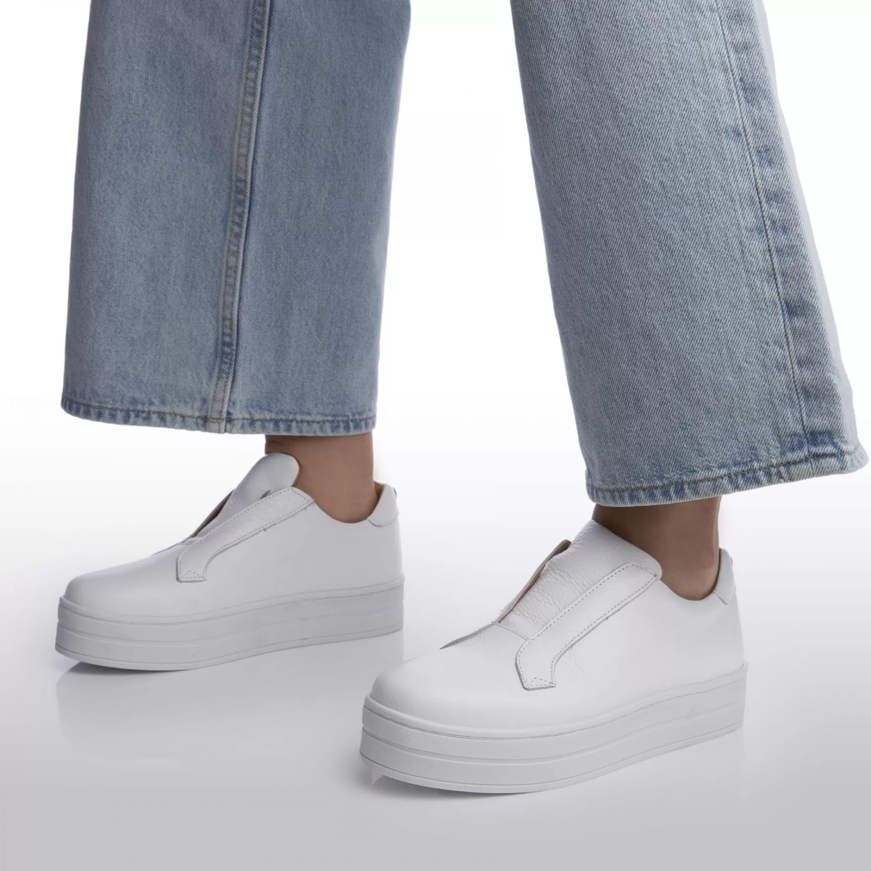 White Trainers | Slip-On Trainers*Moda in Pelle White Trainers | Slip-On Trainers