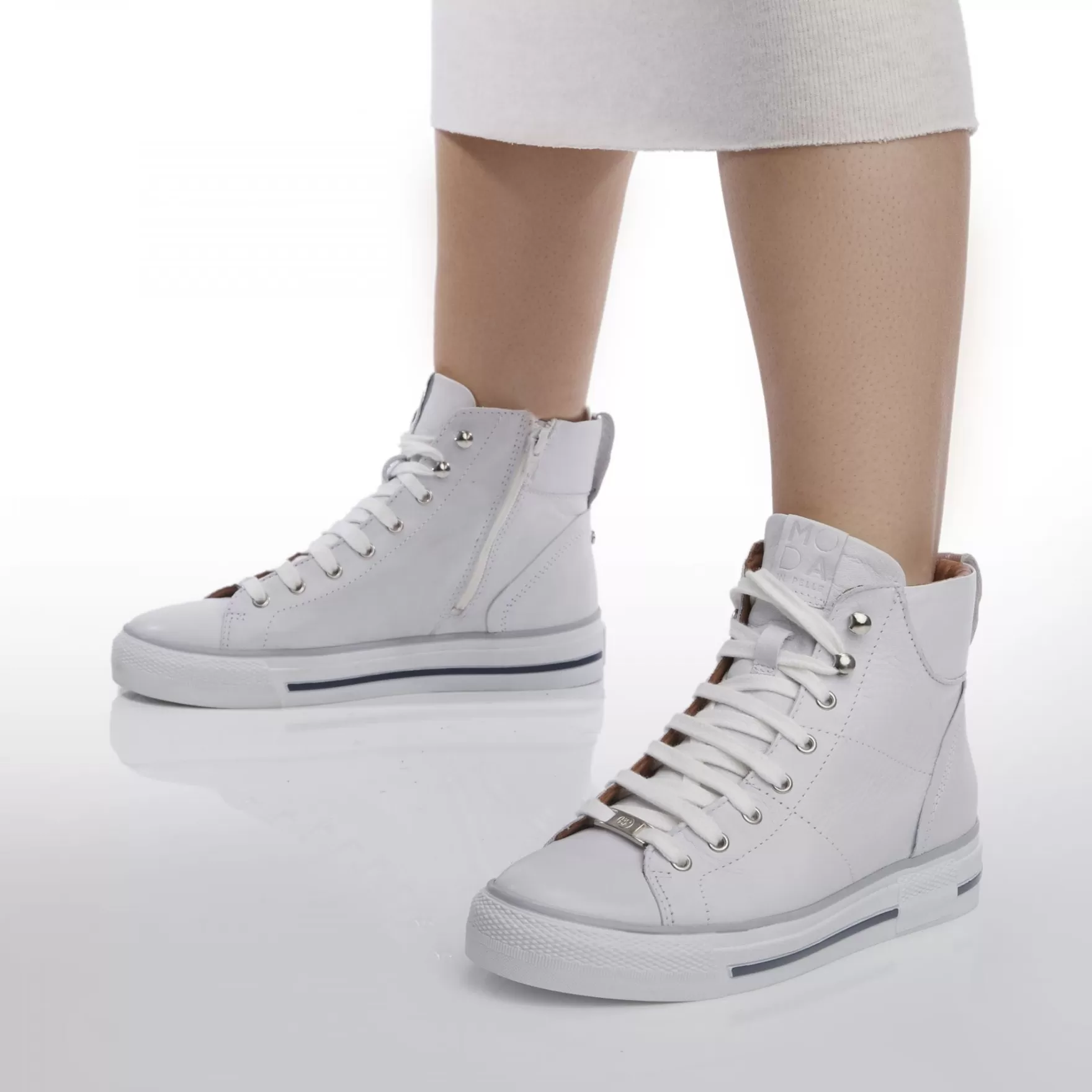 White Trainers | High-Top Trainers*Moda in Pelle White Trainers | High-Top Trainers