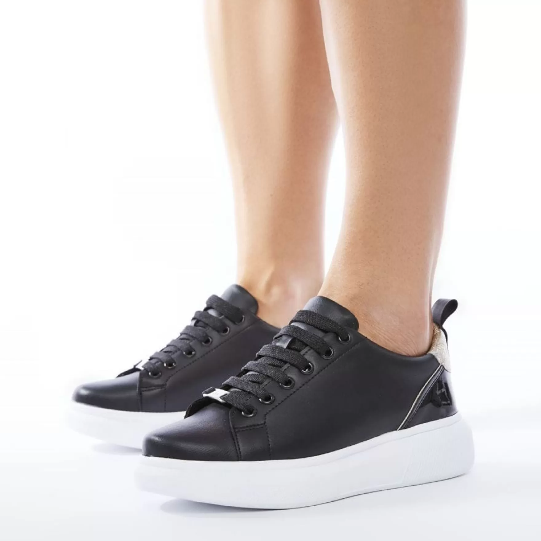 Black Trainers*Moda in Pelle Black Trainers