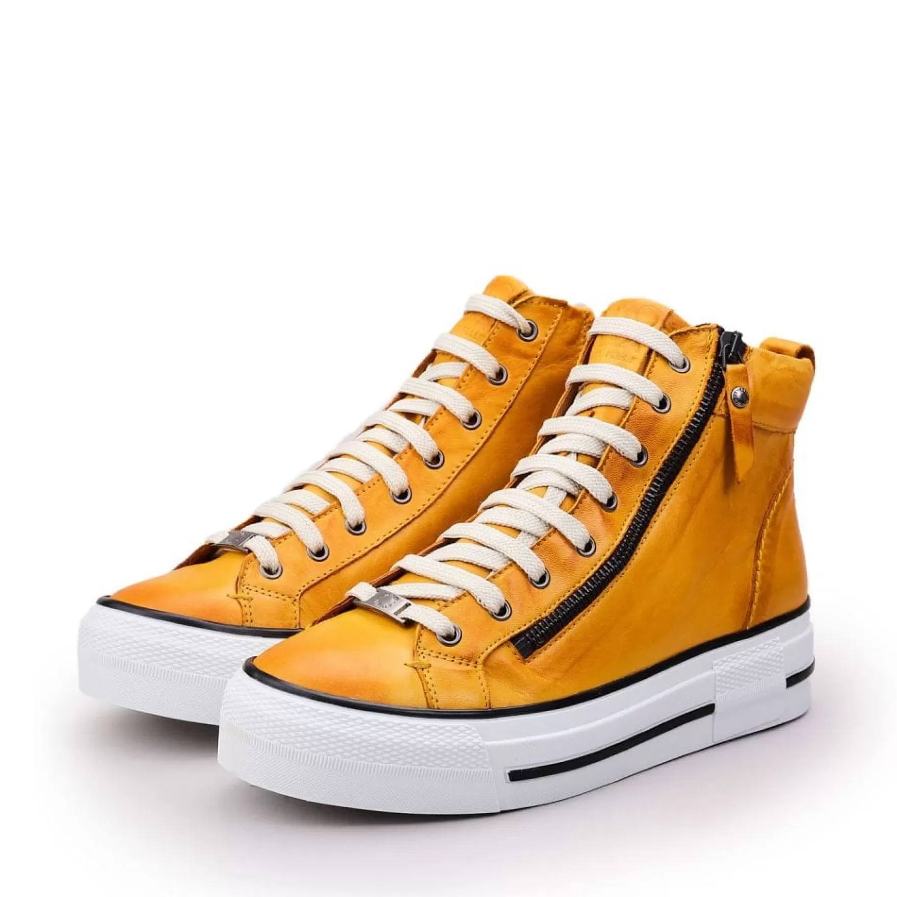 High-Top Trainers*Moda in Pelle High-Top Trainers