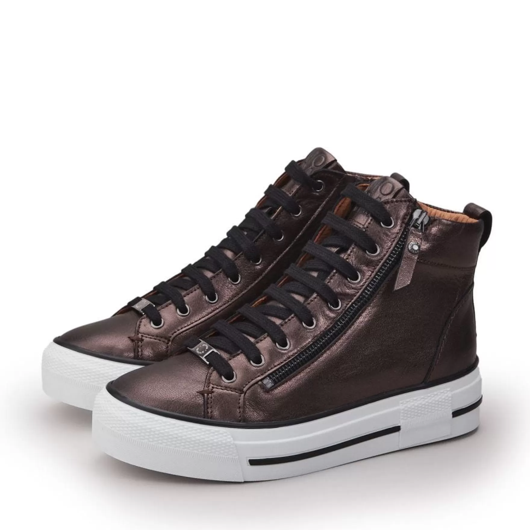 High-Top Trainers*Moda in Pelle High-Top Trainers