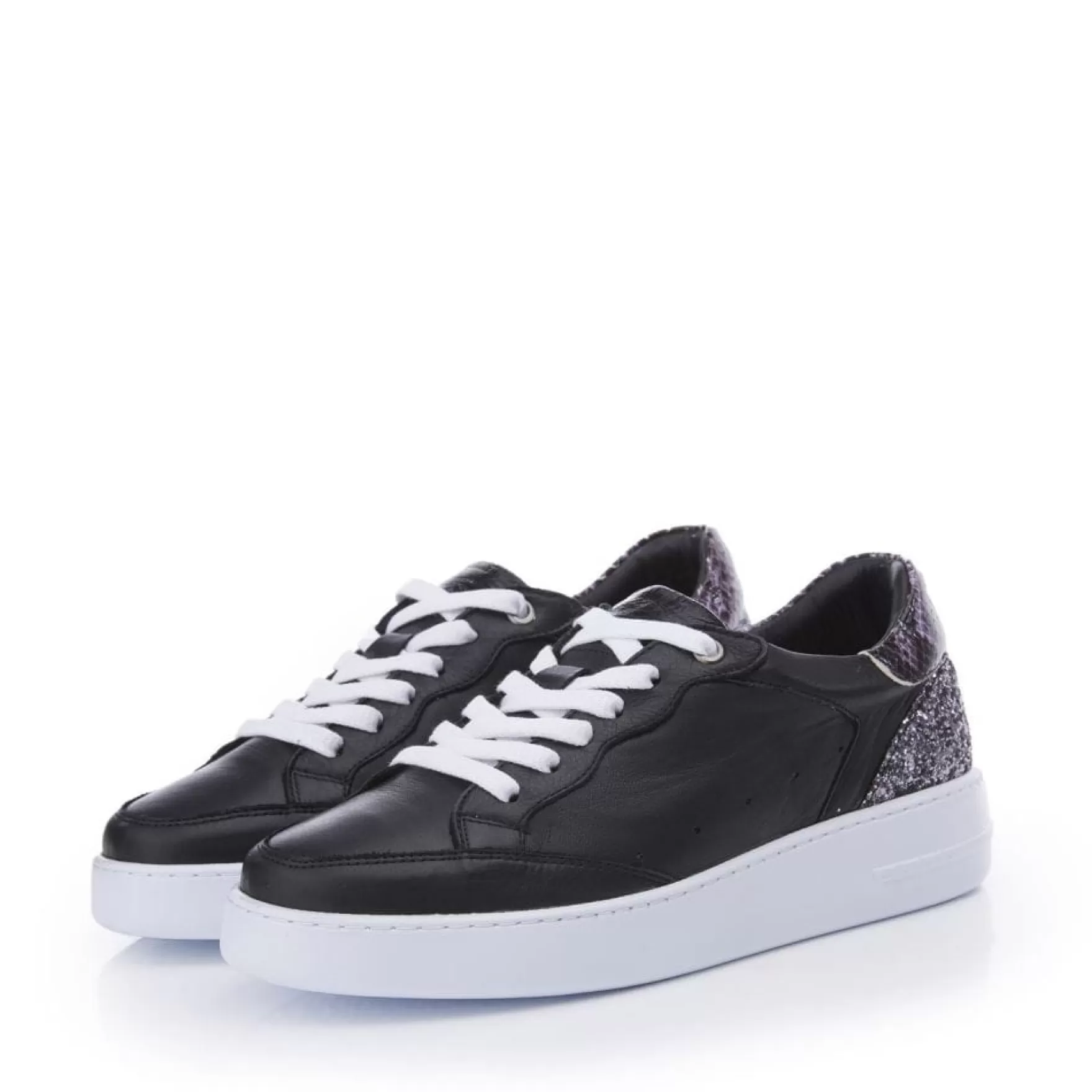 Black Trainers*Moda in Pelle Black Trainers