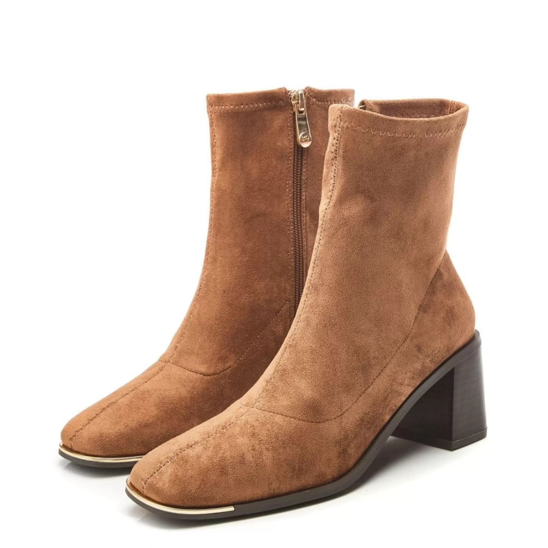 Gift Guide | Heeled and Wedge Boots*Moda in Pelle Gift Guide | Heeled and Wedge Boots